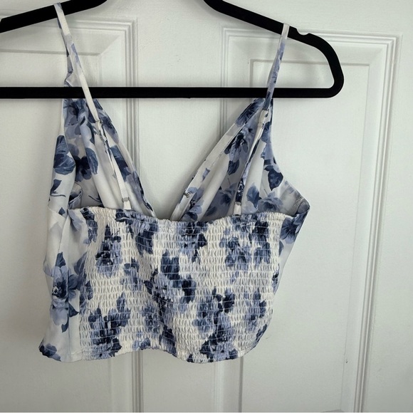 Abercrombie & Fitch Blue Floral Knotted Tank - Picture 5 of 5